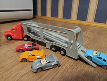 ���.����