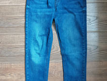 ������ Futurini -    152 �� - 500 ���