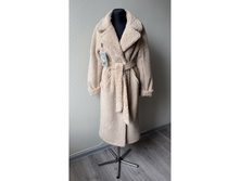 ����� Dekka ���. 2057 �������