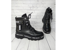 ������� 36(23,5 ��) ���ԣ���: ������, ������. ������ ���������:�2,5 ��. ������:�4 ��. �� �����. ���� 1690 ���. ��������� ������� ���1650