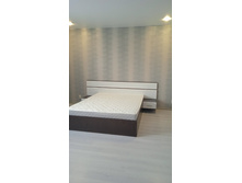 ����� ����