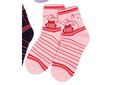 ����� ����