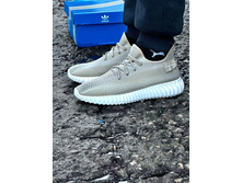 �-785.jpg