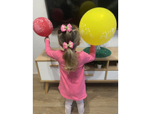 ����� ����