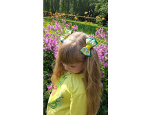 ����� ����