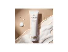 Cle de Peau Beaute Softening Cleansing Foam N ���������� ��������� �����, 125 ��. ���� 3499 �.