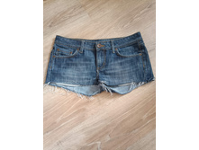 � 28, 100 ���