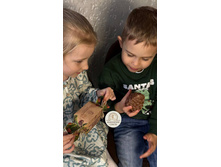 Photo 5219938488479249450 y.jpg