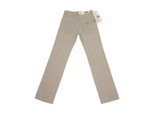 L60694_T4 190 ���