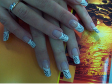 �������