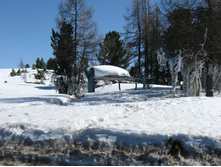 ��-������!