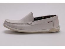 ������� 200