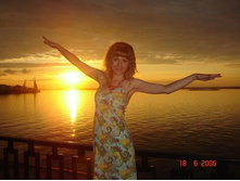 �������