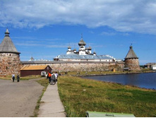 ����������