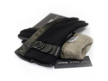 �������_������������� ����