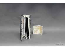 BR 2010C-A366-B BLACK-WHITE  B2 D.JPG