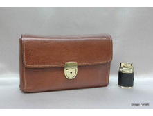 Br 0208 01 brown.jpg