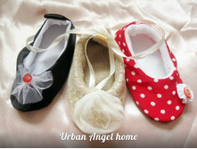 �������-�������