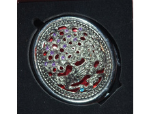 �������