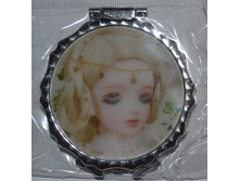 �������