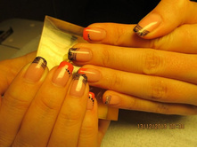 ����-���