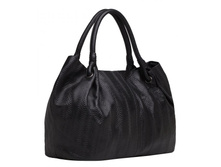 trendybags_ru-charm-black-bok_www_enl.jpg