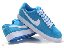 Nike ���� 1353�.