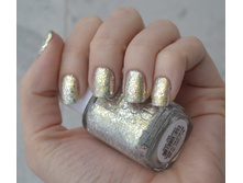 Essie Hors D'oeuvres 2.JPG