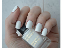 Max Factor Snow White 2.JPG