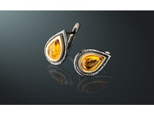 �-72131045  1571p.jpg