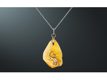 �-53130999-2  930p.jpg