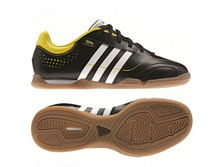 adidas-butsy-detskie-q23821.jpg