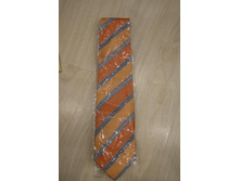 200��� 1 ��