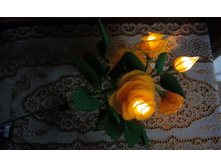 ����� ����