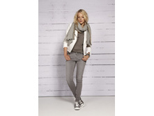 13.059 yaya 42800.jpg