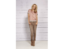 13.060 YAYA 44100.jpg