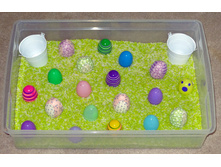 Easter-sensory-bin-1.jpg