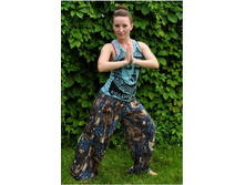 700�    ZUV11-008.JPG