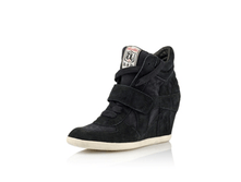 37�. 2900 ���.