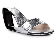 40�. 3900 ���