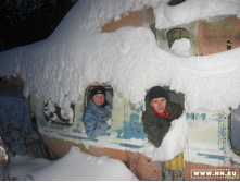 � ������