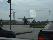 ������-�������