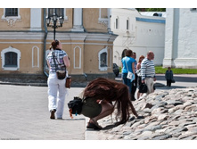 �������