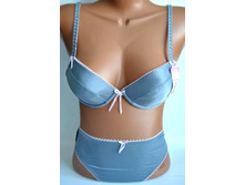 300 �. - �������