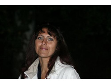 ����� ����