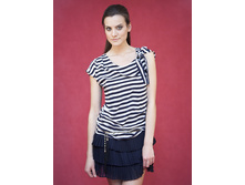 ������ (1350)1,800.00 �