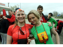 ���� ���