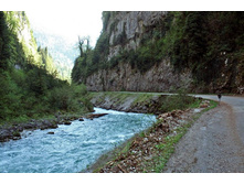 ���� � �2