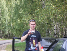 �������)