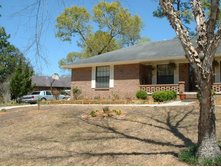 aaaa 2002 03-22 Front yard (3).jpg